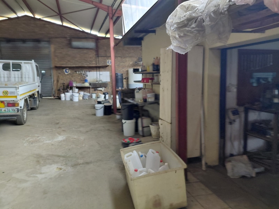 5 Bedroom Property for Sale in Roodekopjes Ah North West